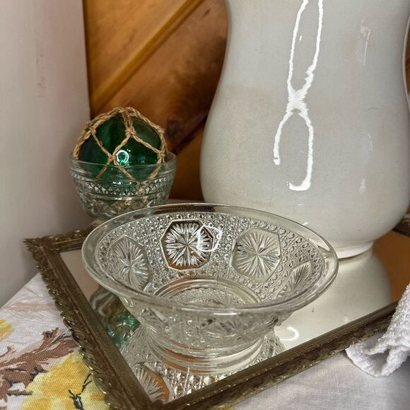 Vintage Imperial Amelia Clear Glass Bowl - Picture 1 of 4